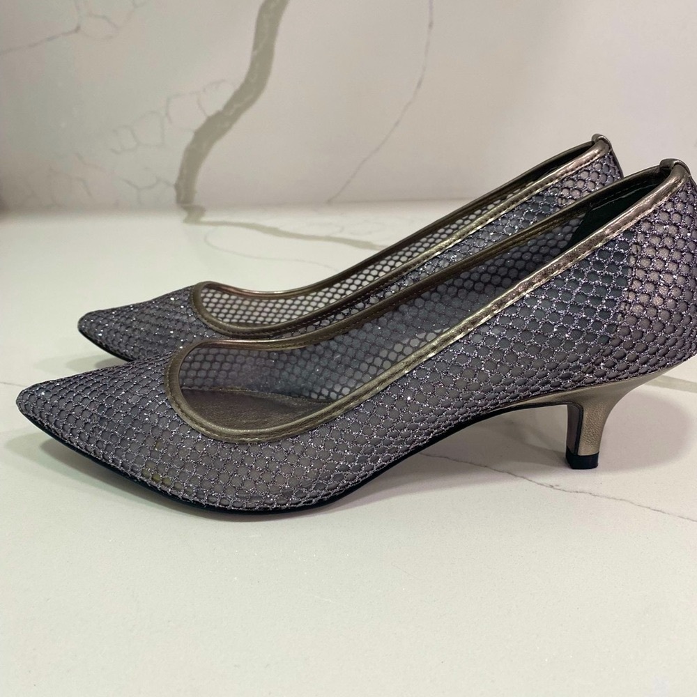 Adrianna Papell Gray Kitten Heel Pumps